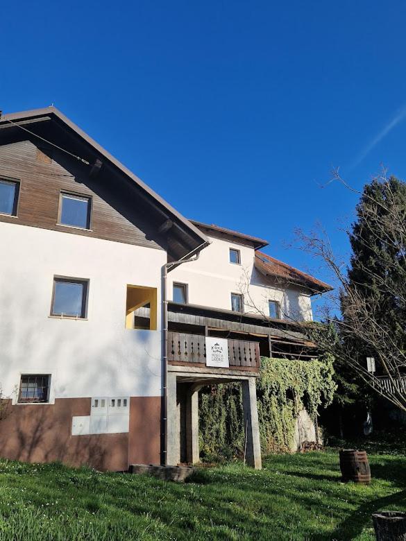Krka River Lodge Znojile pri Krki Eksteriør bilde