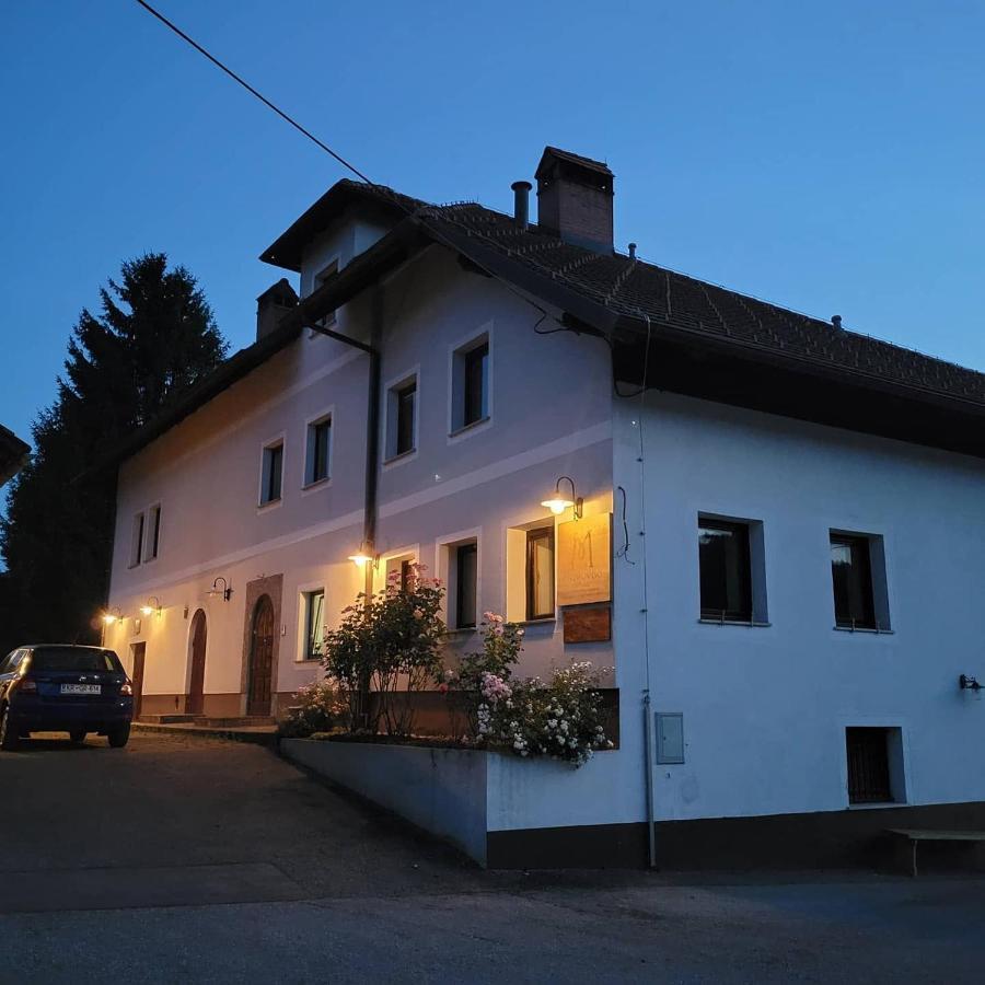 Krka River Lodge Znojile pri Krki Eksteriør bilde